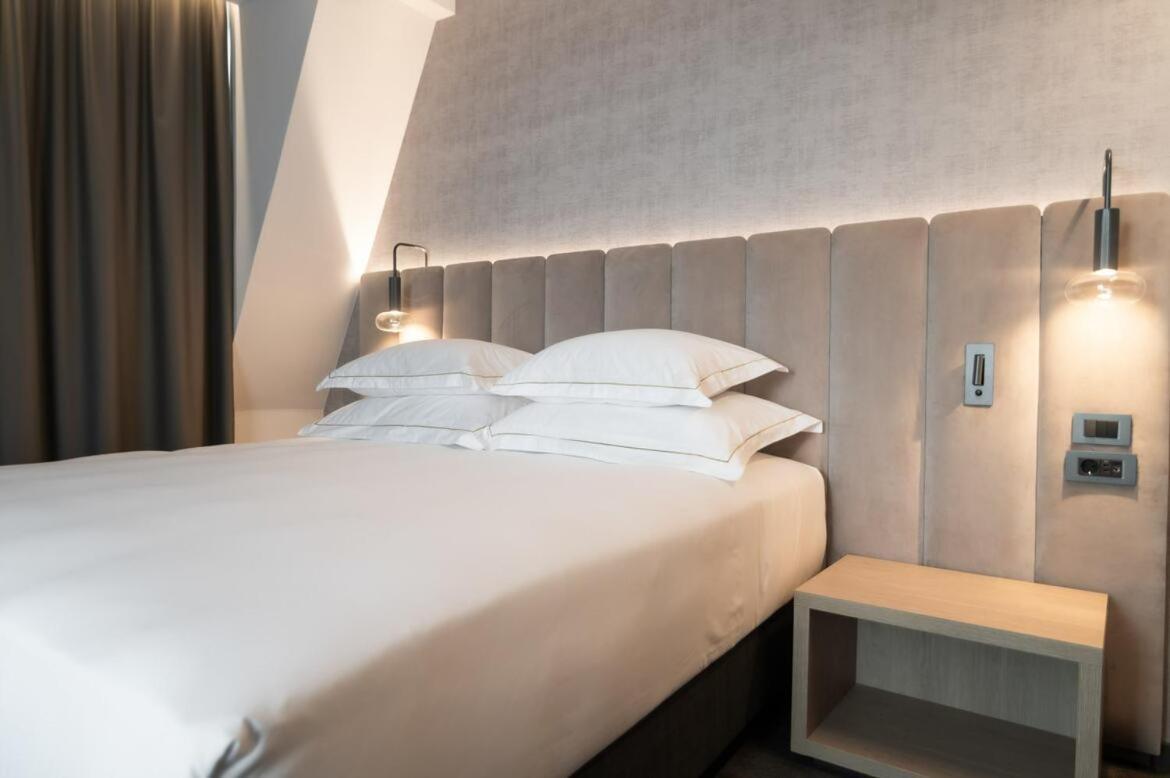 Elegans Hotel Brdo Крань Екстер'єр фото