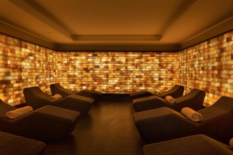 Elegans Hotel Brdo Крань Екстер'єр фото