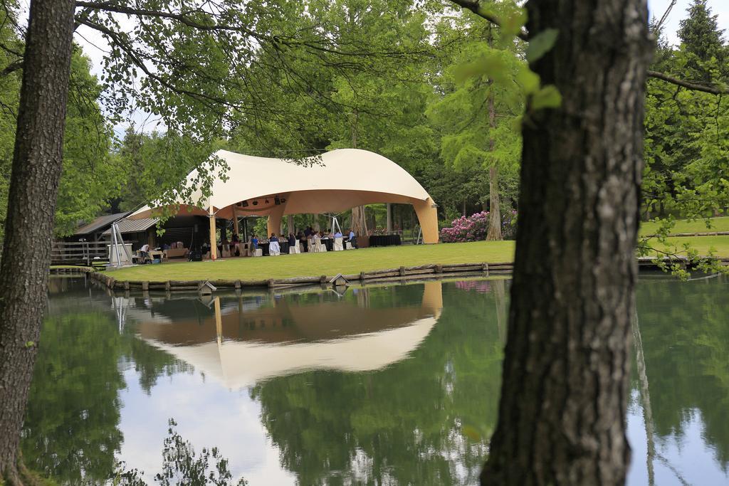 Elegans Hotel Brdo Крань Екстер'єр фото